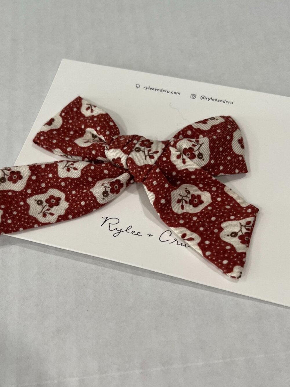 Girl - NWT - Rylee + Cru Bow in Ruby Fleur